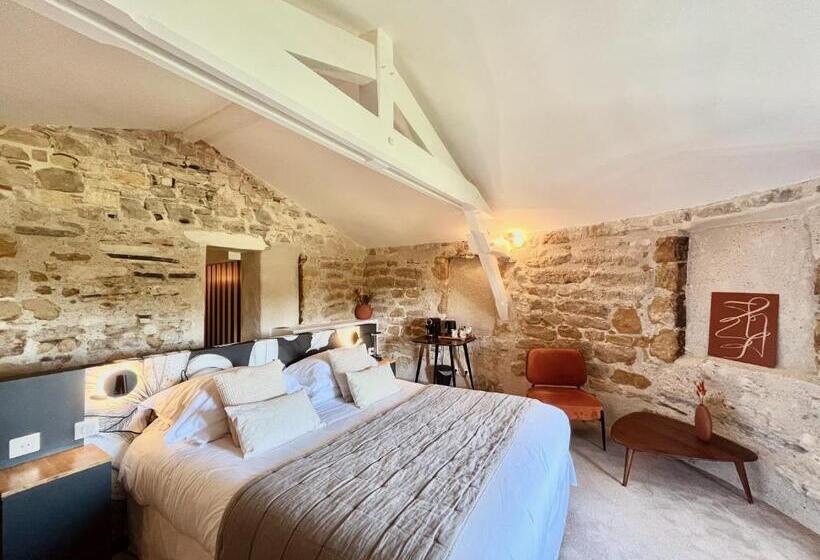 ジュニアスイート, Des Basses Pyrenees  Bayonne