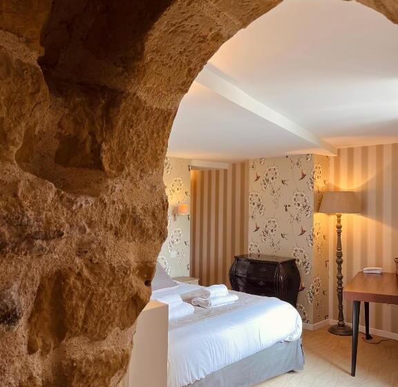 スーペリアースイート, Des Basses Pyrenees  Bayonne