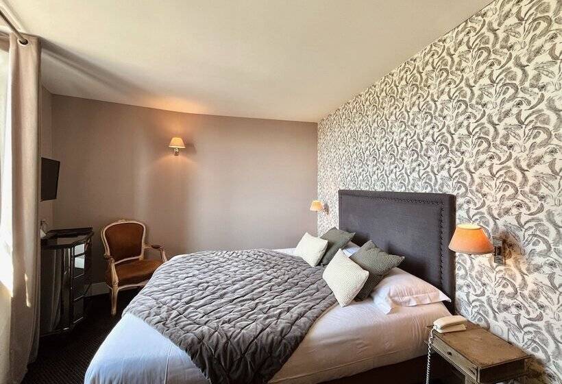 プレステージルーム, Des Basses Pyrenees  Bayonne