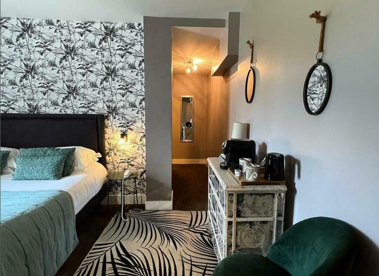 プレステージルーム, Des Basses Pyrenees  Bayonne