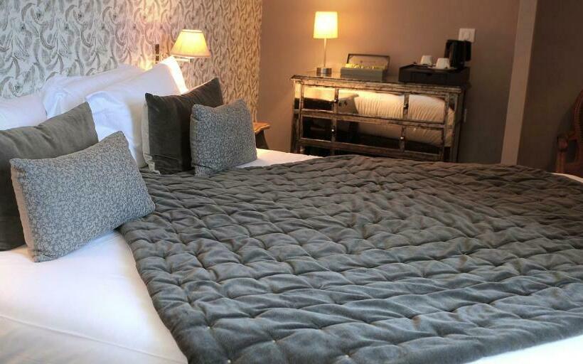 プレステージルーム, Des Basses Pyrenees  Bayonne