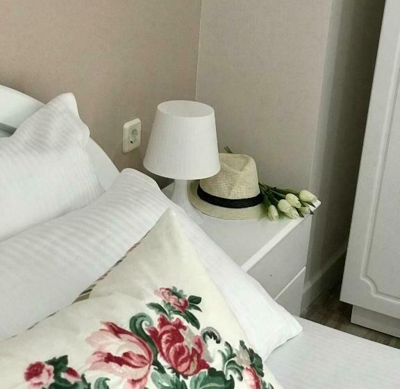 اتاق استاندارد با بالکن, Joy