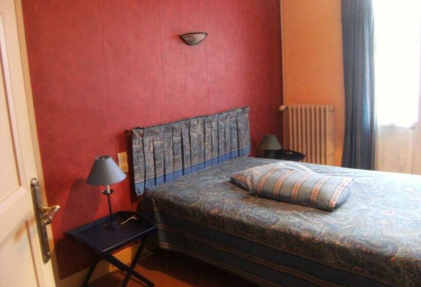 غرفة قياسية, Le Soleil D'or