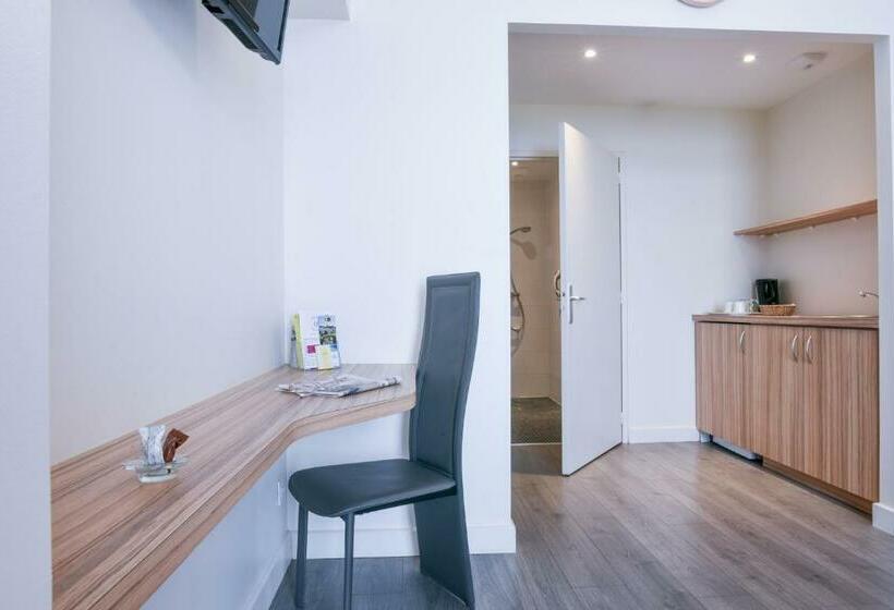 身障者適用スタンダードルーム, Logis Hôtels Gnàc é Pause