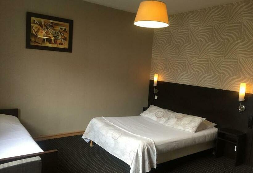 4인용 스탠다드 룸, Restaurant Cousseau