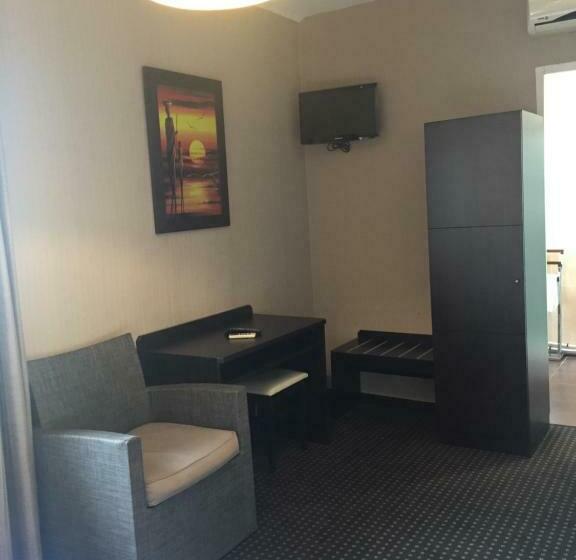 스탠다드 룸, Restaurant Cousseau