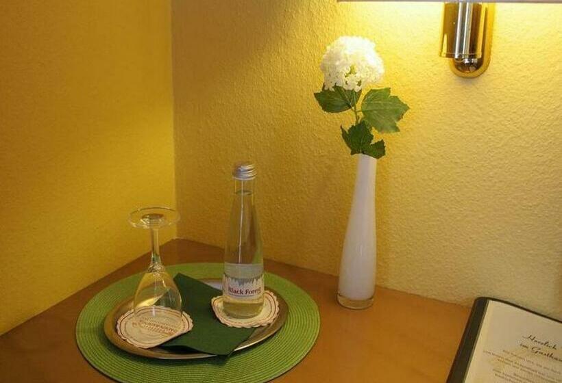 带阳台的标准单人间, & Restaurant Weinberg