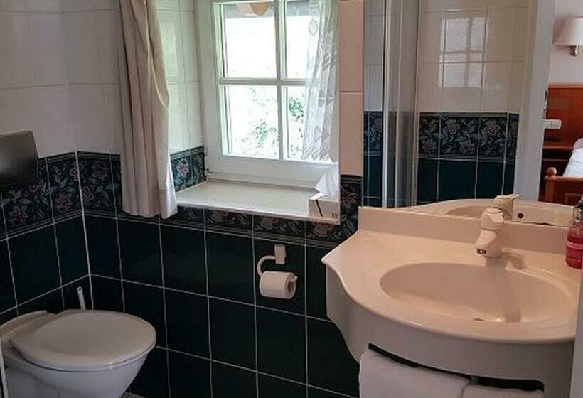 标准间, & Restaurant Weinberg