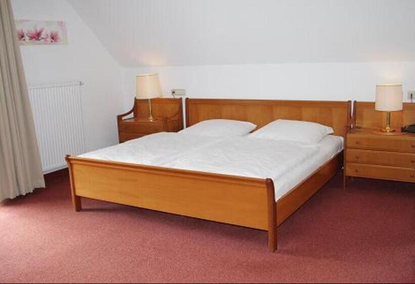 小型套房, & Restaurant Weinberg