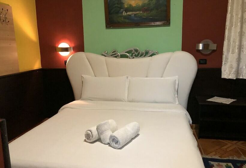 اتاق استاندارد, Rex