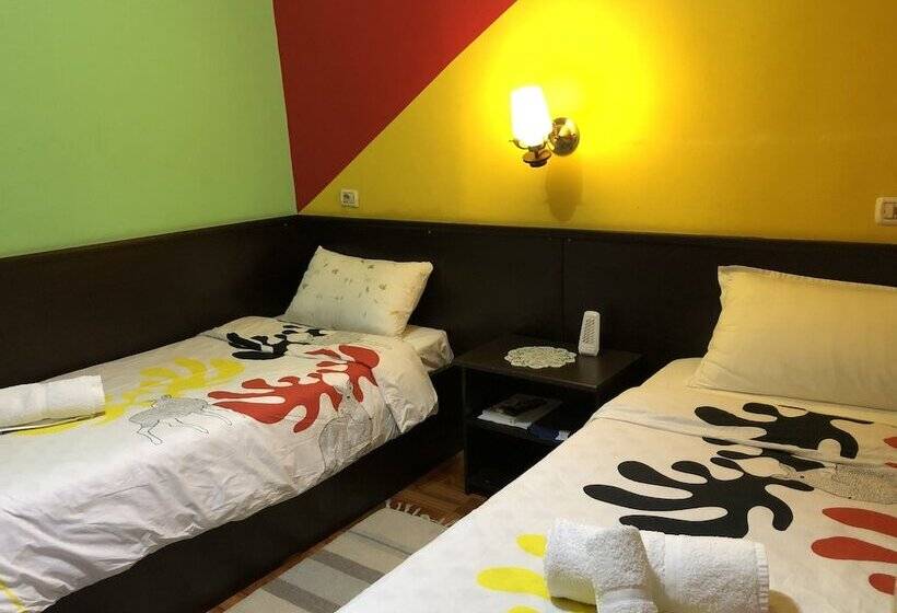 اتاق استاندارد, Rex