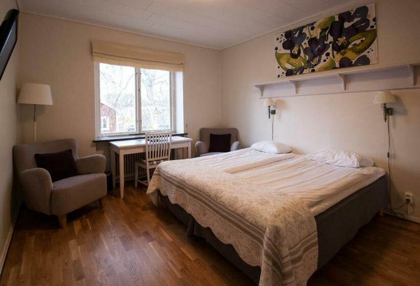 غرفة قياسية ثلاثية, Slottshotellet Annex