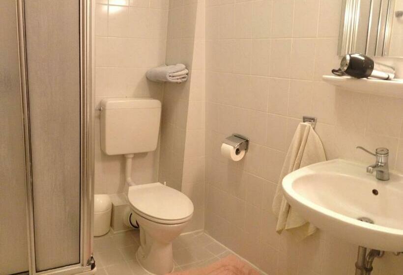 Номер Стандарт, Stadt Steinbach