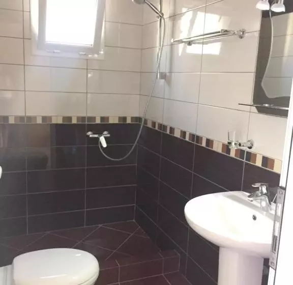 Triple Room Sea View, Vila Kosteli