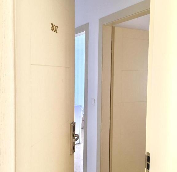 Suite 2 Sypialnie, Vila Kosteli