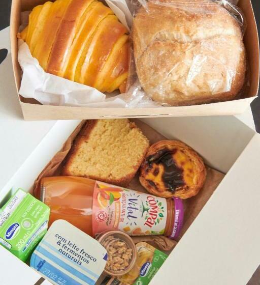 استودیوی سوپریور, Lisbon Five Stars Apartments Combro 77