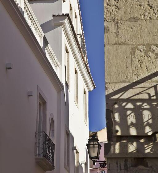 استودیوی سوپریور, Lisbon Five Stars Apartments Combro 77