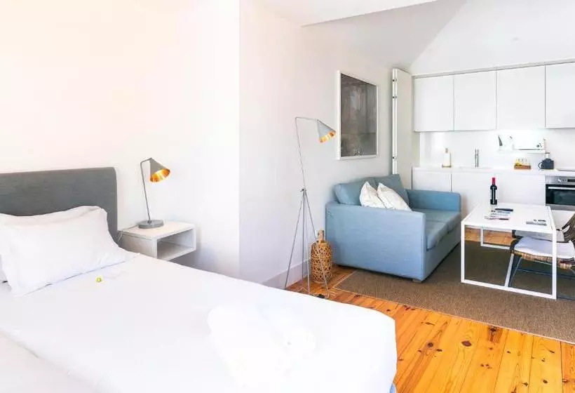 Deluxe-studio, Lisbon Five Stars Apartments Combro 77