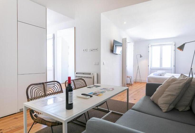 استودیوی لوکس, Lisbon Five Stars Apartments Combro 77