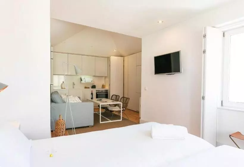 Deluxe-studio, Lisbon Five Stars Apartments Combro 77