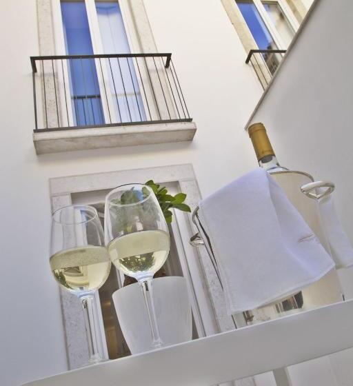 استودیوی لوکس, Lisbon Five Stars Apartments Combro 77