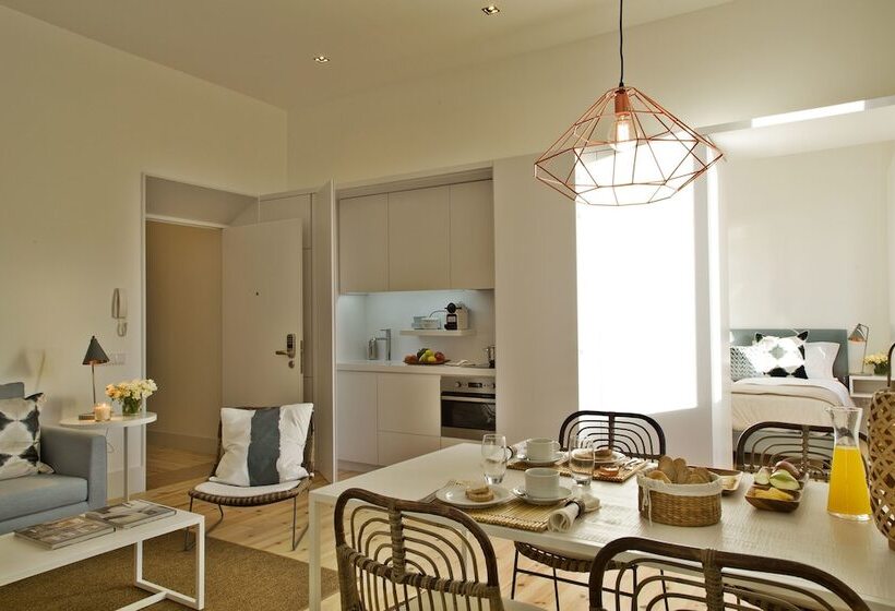 استودیوی لوکس, Lisbon Five Stars Apartments Combro 77