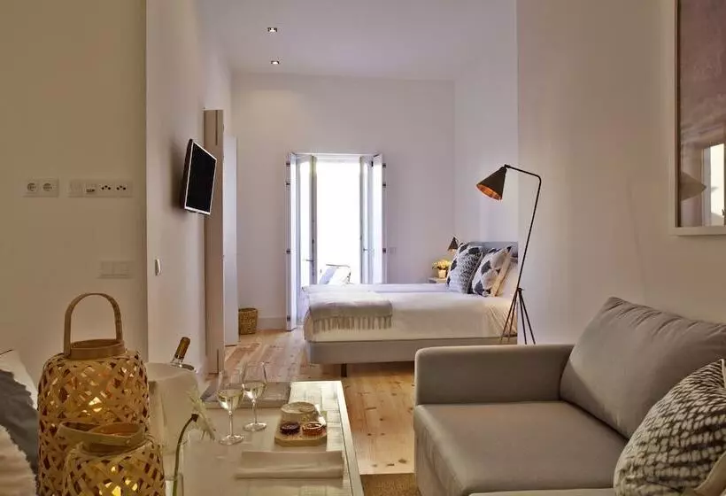 Deluxe-studio, Lisbon Five Stars Apartments Combro 77