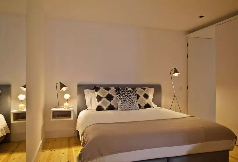 Deluxe-studio, Lisbon Five Stars Apartments Combro 77
