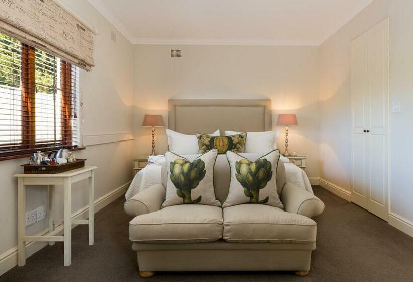 חדר דחוקס עם מיטת קינג, Fernwood Manor Boutique Guest House