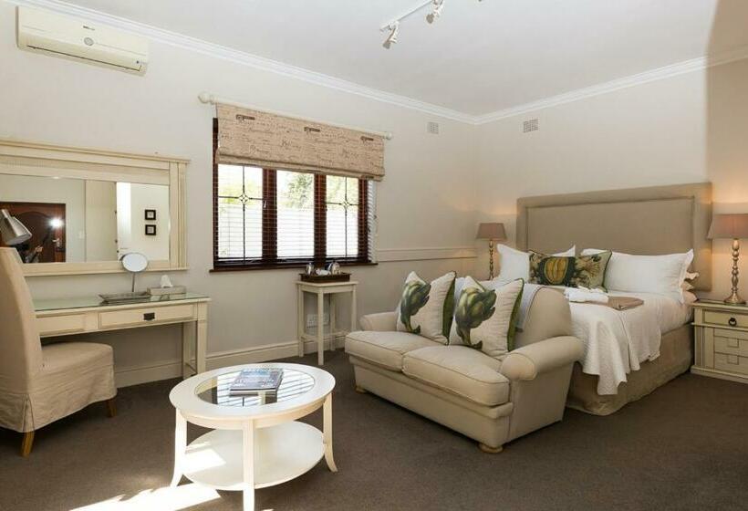 חדר דחוקס עם מיטת קינג, Fernwood Manor Boutique Guest House