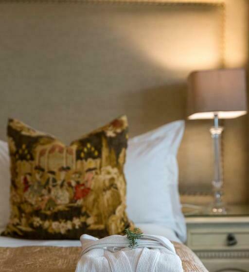 غرفة ديلوكس مطلّة علي الحديقة, Fernwood Manor Boutique Guest House