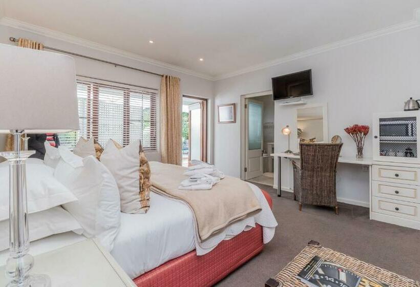 חדר דלוקס נוף לגינה, Fernwood Manor Boutique Guest House