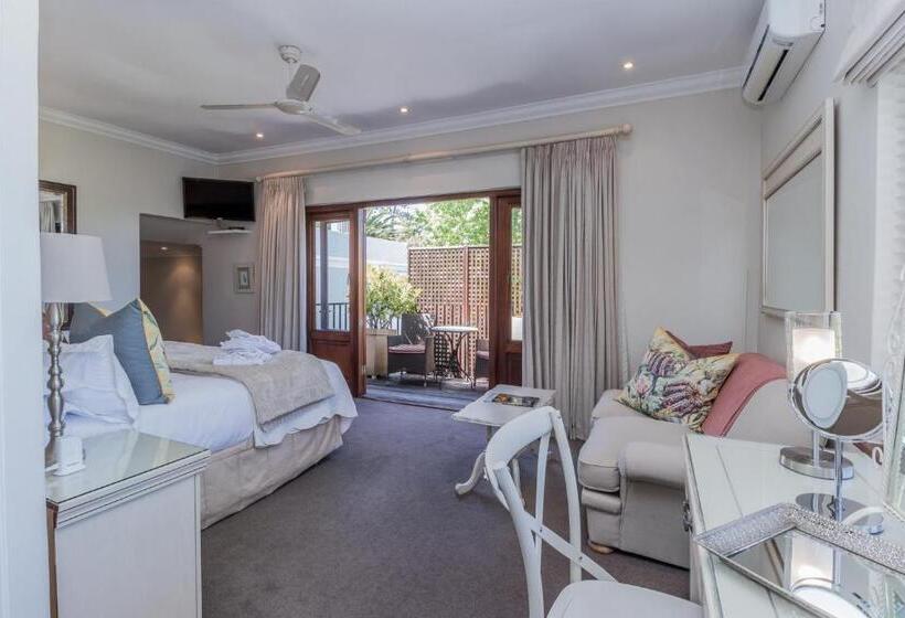 חדר דלוקס עם מרפסת, Fernwood Manor Boutique Guest House