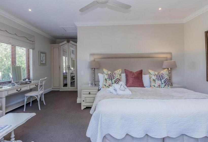 חדר דלוקס עם מרפסת, Fernwood Manor Boutique Guest House