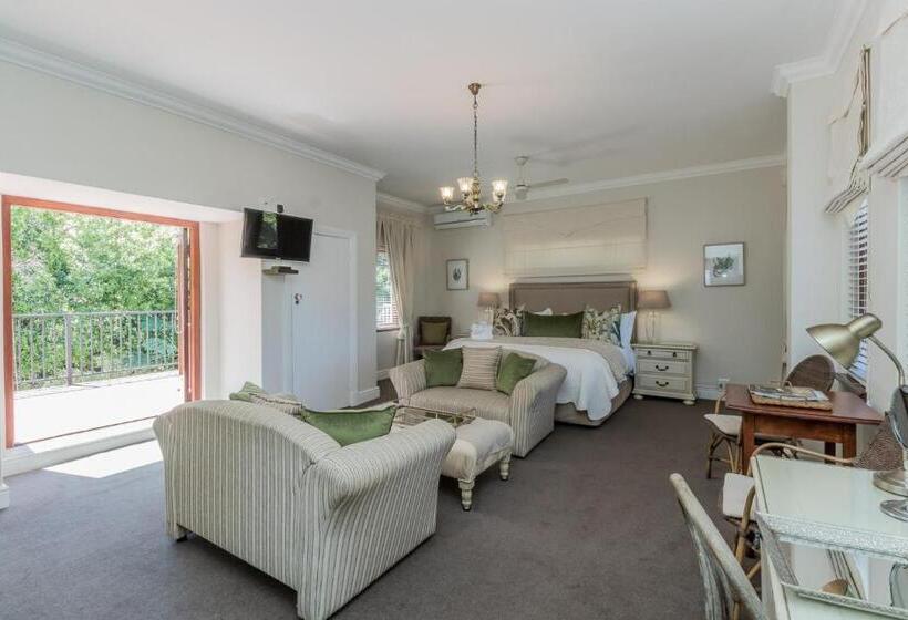 סוויטה אקזקיוטיב, Fernwood Manor Boutique Guest House