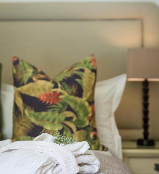 חדר דלוקס נוף לגינה, Fernwood Manor Boutique Guest House