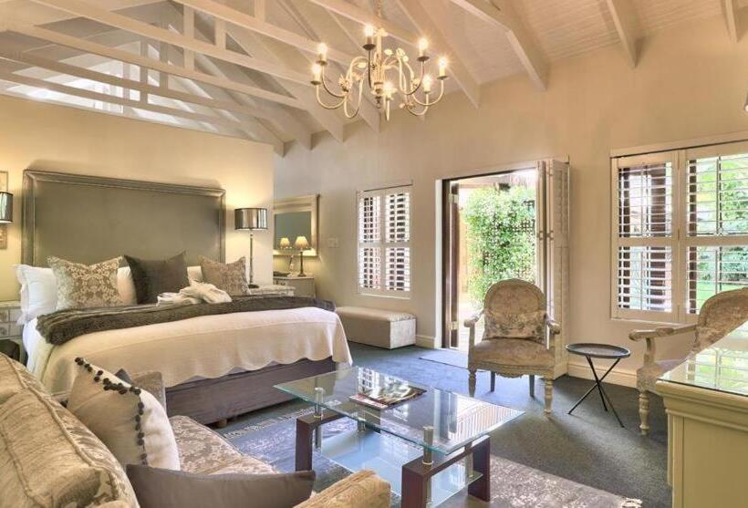 סוויטה אקזקיוטיב, Fernwood Manor Boutique Guest House