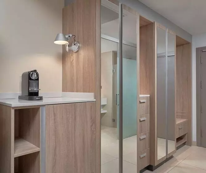 プールビューのプレミアムルーム, Radisson Blu Resort & Spa, Gran Canaria Mogan