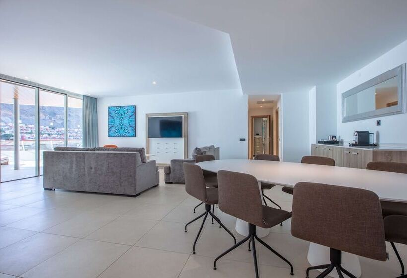 Люкс 3 Спальни, Radisson Blu Resort & Spa, Gran Canaria Mogan