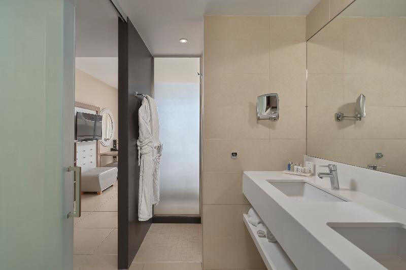 수피리어 룸 풀장 전망, Radisson Blu Resort & Spa, Gran Canaria Mogan