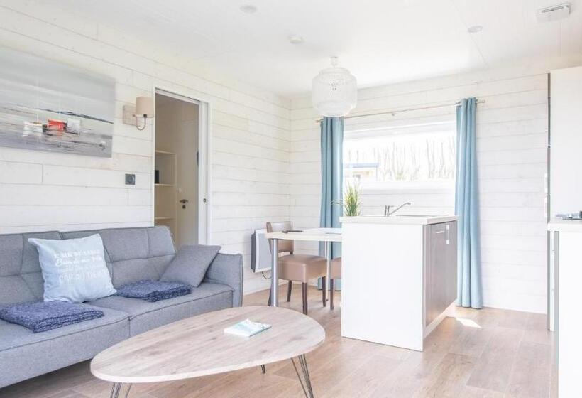 豪华洋房, Le Theven