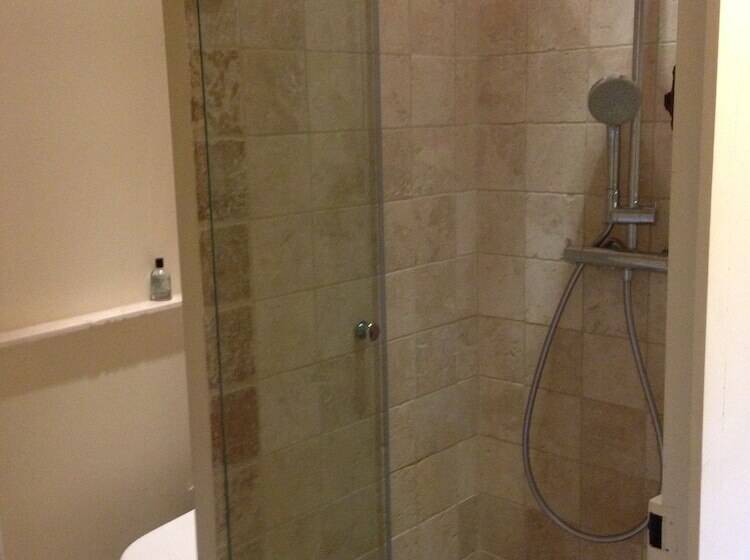 Студия Стандарт Interior, Ancienne Maison Des Gardes