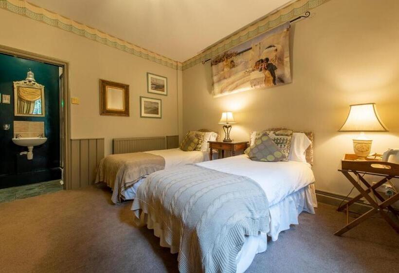 标准间, Britannia House