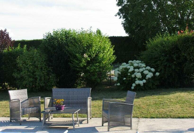 Номер Стандарт, L'escapade