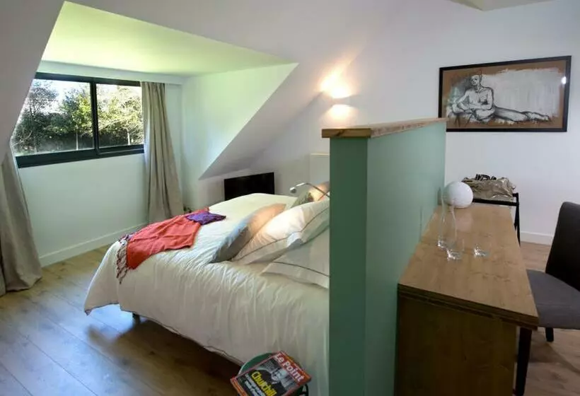 ガーデンビュースイート, Manoir Des Eperviers