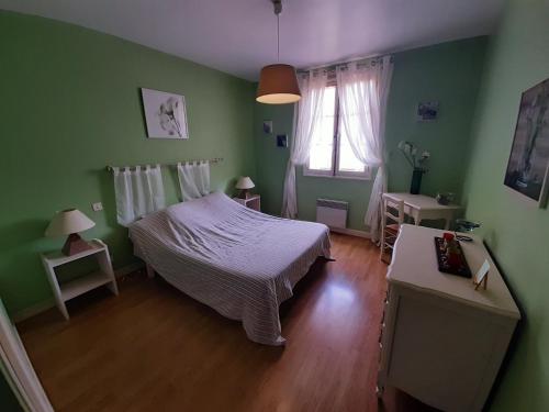 Номер Стандарт Вид на Горы, Moulin De Latouille