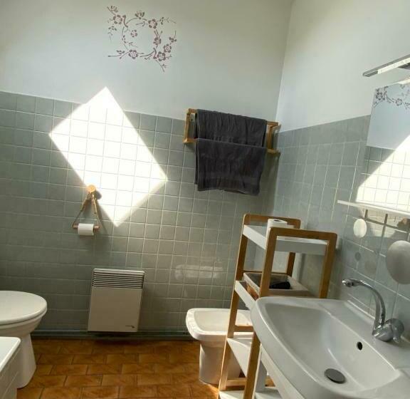 Номер Стандарт, Moulin De Latouille