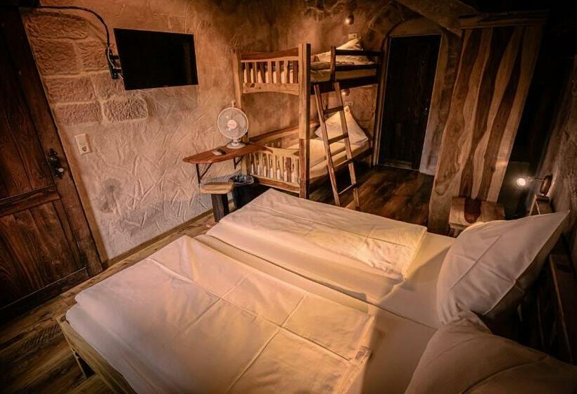 Familjerum, Vaya Casa