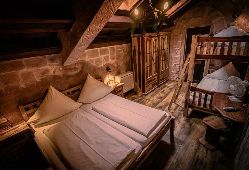 Familjerum, Vaya Casa