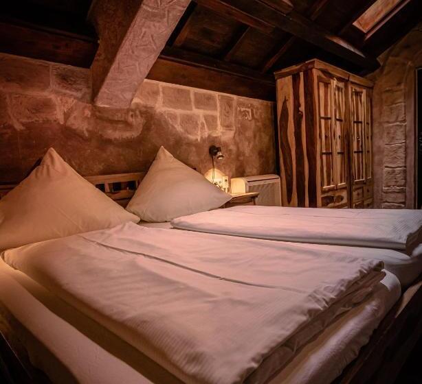 Familjerum, Vaya Casa